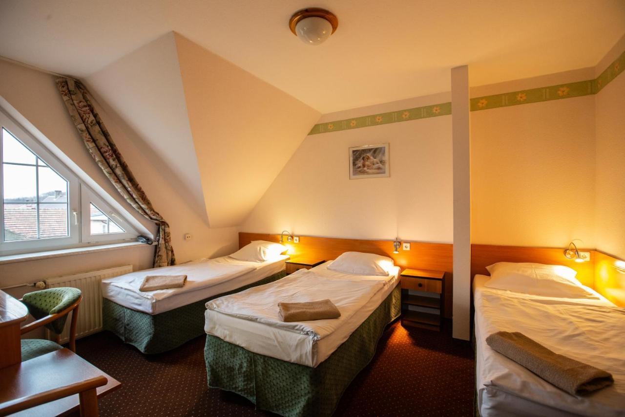 Hotel Margo Cedynia 외부 사진